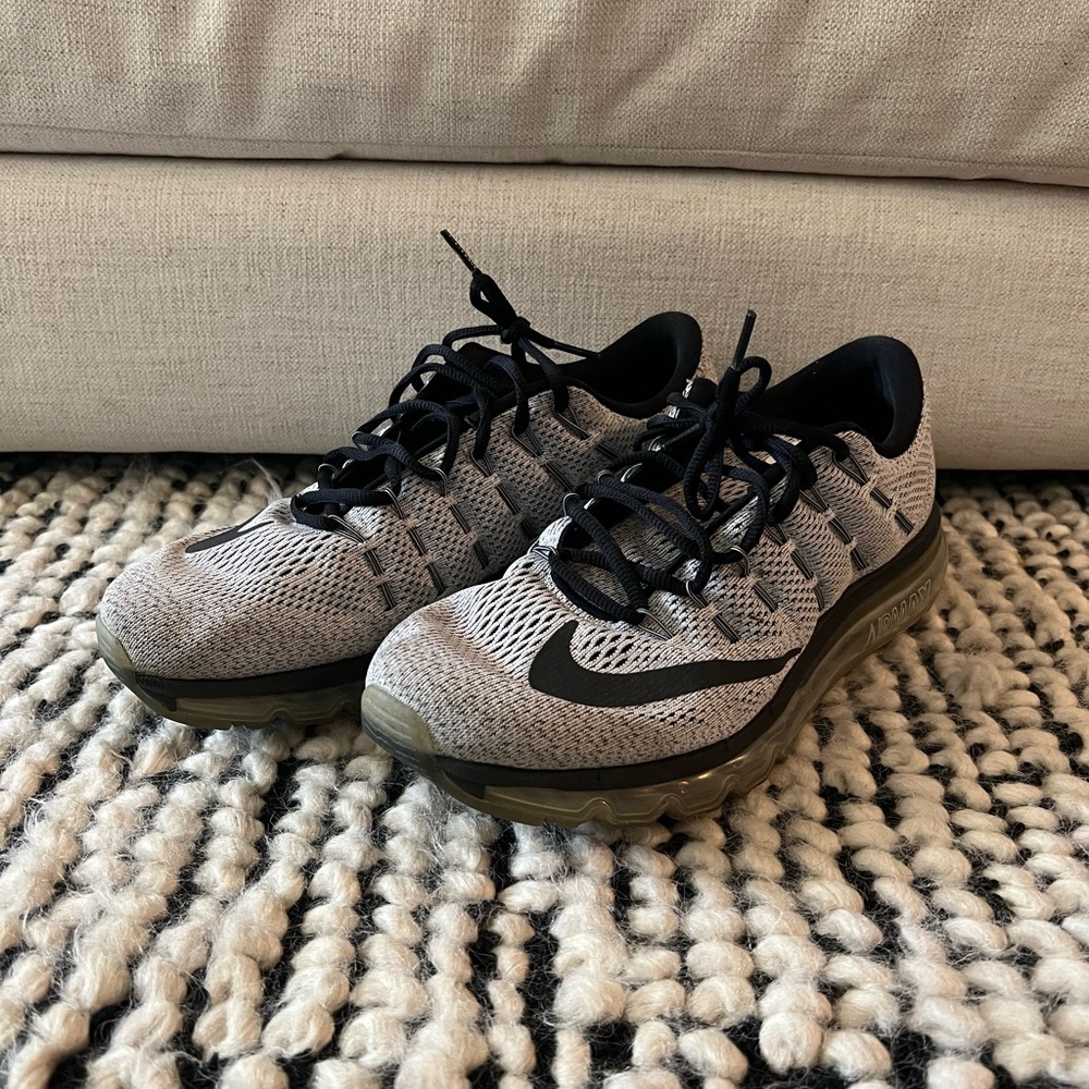 Nike Air Max Grey